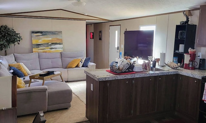 Stanton Casa | Newly furnished spacious home out in the stix w peace n quiet