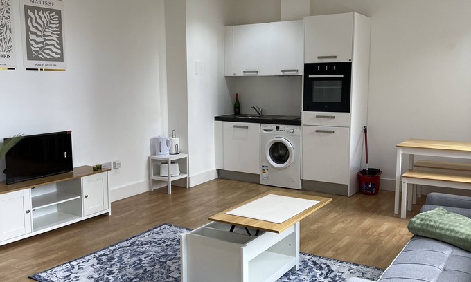 Borehamwood Apartamento | Newly furnished studio in Borehamwood