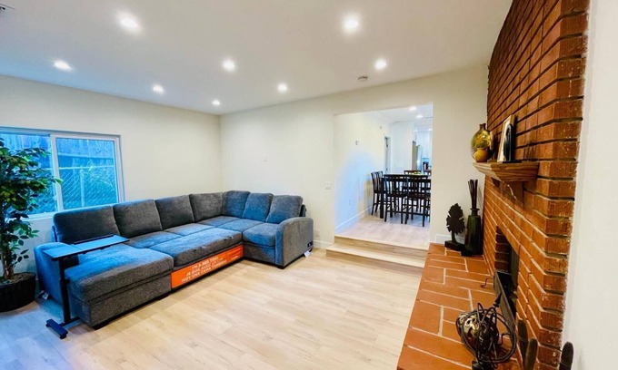 Montrose Casa | Newly remodeled 3 bedrooms single floor home located close to Downtown Montrose.