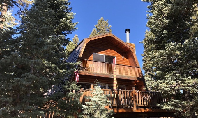 Meadow View Heights Cabina | Cabina recién remodelada en el bosque