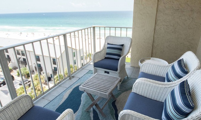 Crescent Beach Condominio | Newly remodeled - Luxurious Gulf front 3BD/2BA condo w/private balcony