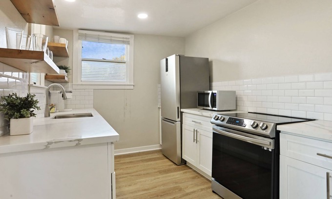 Lodi Casa | Newly remodeled 1 bedroom steps from downtown Lodi