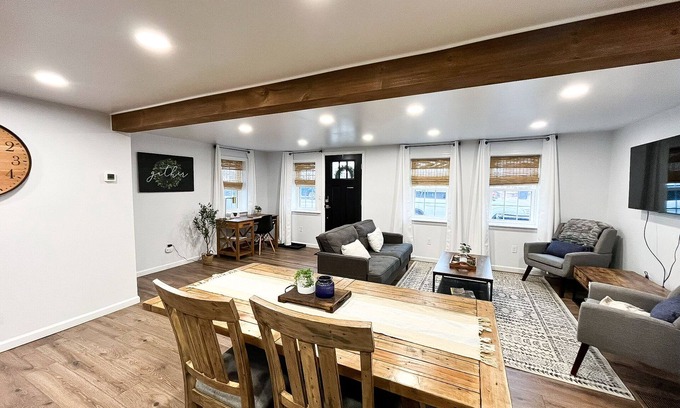 Stouchsburg Casa | Newly Remodeled 3 Bedroom Home