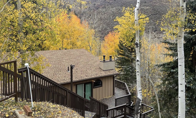 Intermountain Condominio | Newly Remodeled Furnished Gorgeous Vail Condo