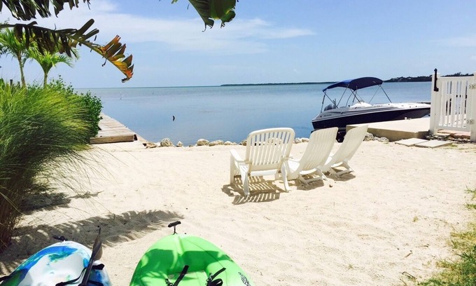 Cudjoe Key Casa | Una comunidad cerrada con un nuevo muelle y piscina en el océano Atlántico