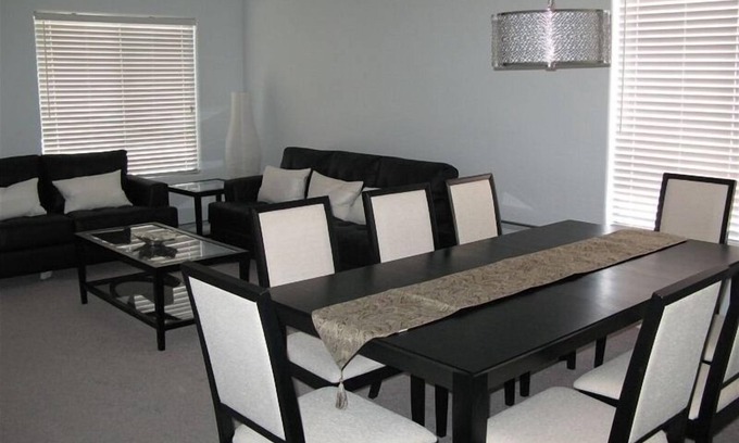 San Tan Valley Casa | Inicio recientemente renovado en Johnson Ranch Golf Comunidad