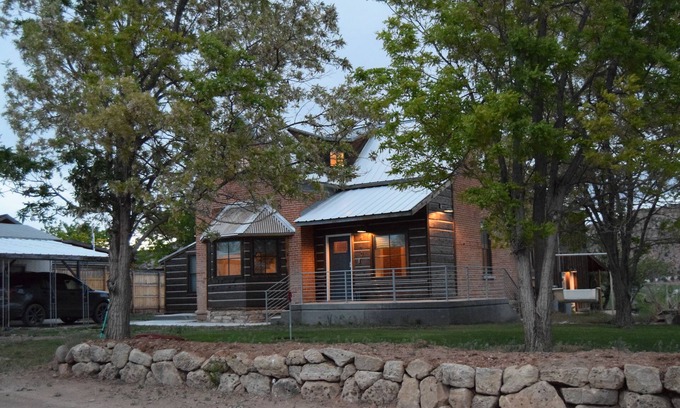 Escalante Casa | NEWLY REMODELED HISTORIC FARMHOUSE!