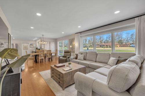 Murfreesboro Casa | Newly Remodeled Home Minutes from MTSU Short drive to downtown Nashville