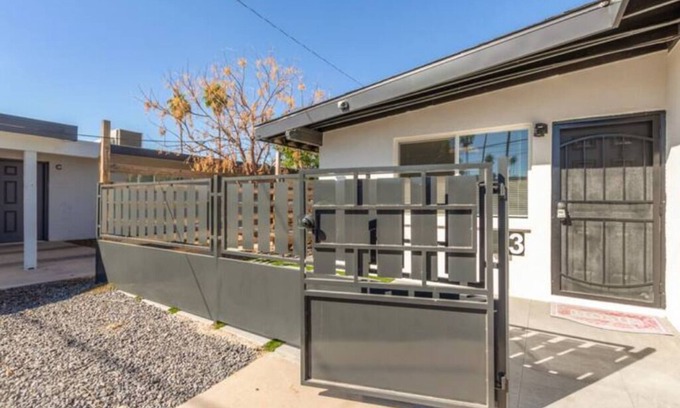 Southwest Village Apartamento | Newly remodeled, Old Town Scottsdale #3