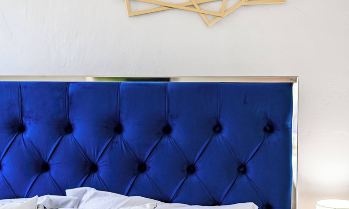 El Porto Apartamento | Newly Remodeled Cozy Beach Retreat + Ocean Views