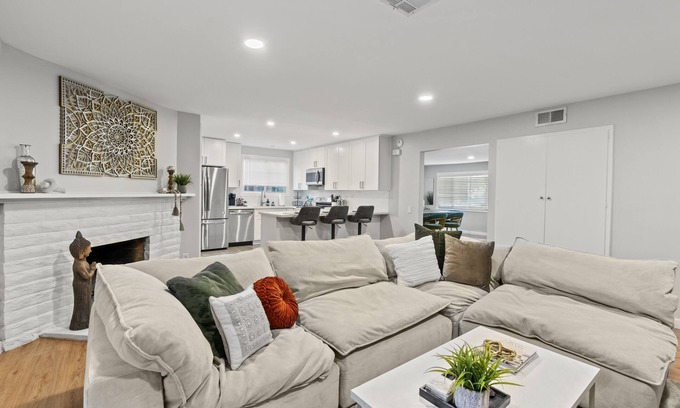 West Hills Casa | Newly Remodeled Zen 3-bedroom OASIS in West Hills!