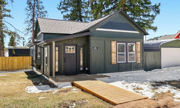 Cripple Creek Casa | Newly Rennovated Walking Distance to Downtown Cripple Creek Donkies