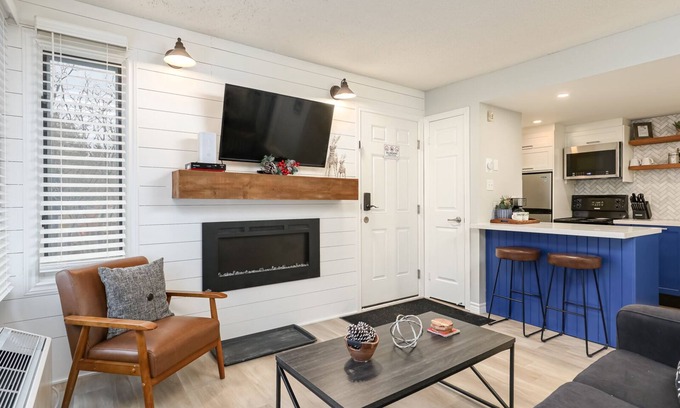 Craigleith Chalet De Esquí | Newly Renovated Studio at the Base of Blue Mountain