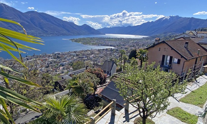 Minusio Casa | Newly renovated detached house on a sunny slope above Locarno with panoramic views