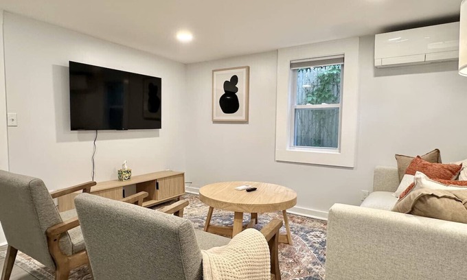 Southwest Harbor Apartamento | Newly Renovated 1BR APT in Downtown SWH! [Fogline]
