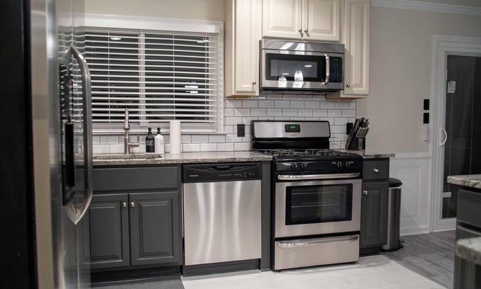 Catonsville Casa | Newly Renovated 3 Bed, 2 Bath Split Level Home in Catonsville