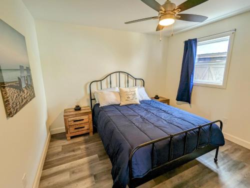 Drummond-North Elmsley Casa | Newly Renovated 3 Bedroom Beach Front Condo 3B