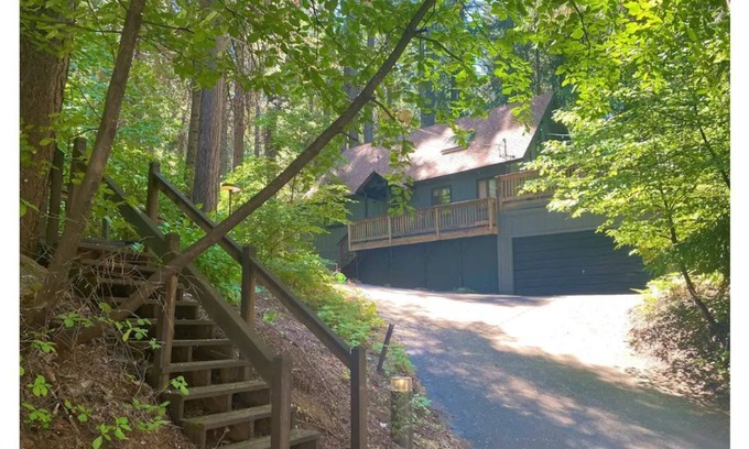 Placerville Chalet De Esquí | Newly Renovated A Frame Chalet