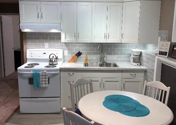 Lethbridge Apartamento | Newly Renovated Basement Suite!