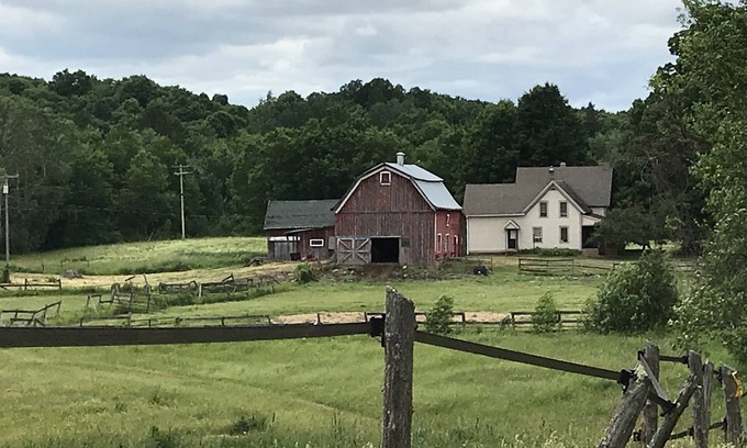Colton Casa | "Cedar Ridge Farm" - una granja de 250 años en 150 acres