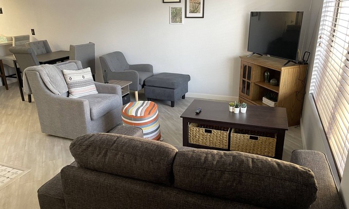 Deer Valley Condominio | Newly Renovated Condo in North Phoenix