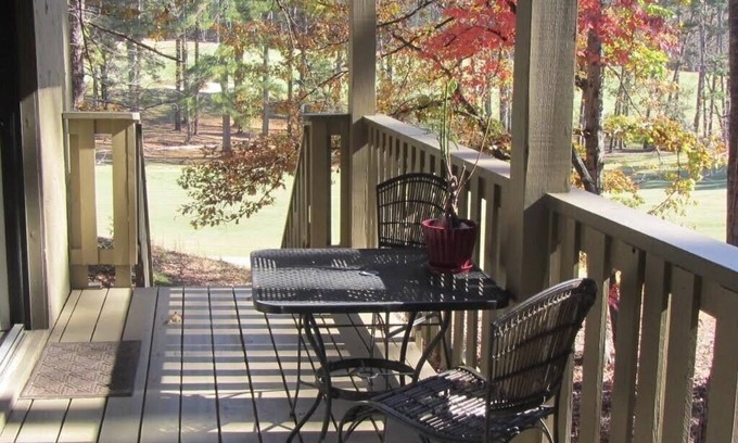 Salem Condominio | Newly renovated condo w/ pool, golf & beach