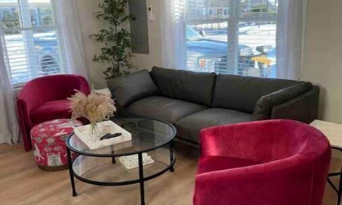 Kittery Casa | Newly renovated cottage