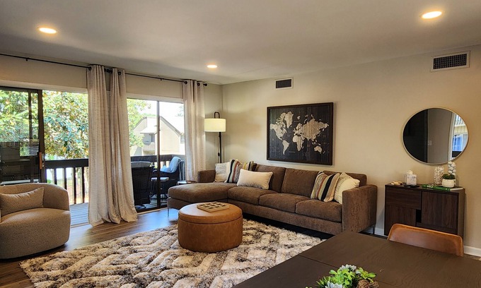 Pinehurst Condominio | Newly renovated, Enjoy the beautiful Fall Weather in the South!!