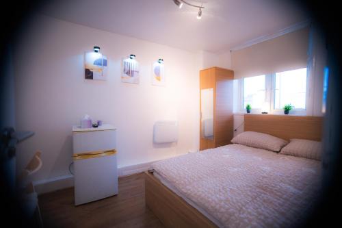 Childs Hill Apartamento | Newly Renovated EnSuite Room