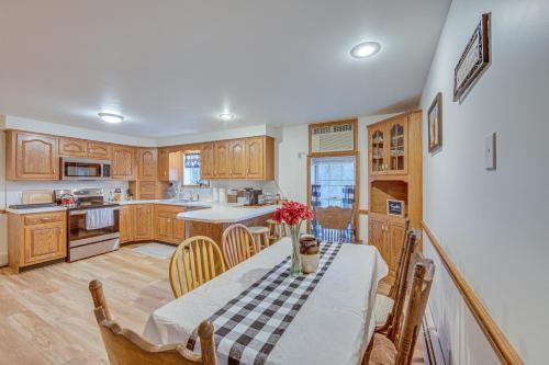 Mount Pleasant Mills Casa | Newly Renovated Fishing Retreat on 60-Acre Farm