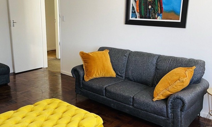 Greater Johannesburg Metropolitan Area Casa | Newly Renovated House Close To The Heart Of CBD