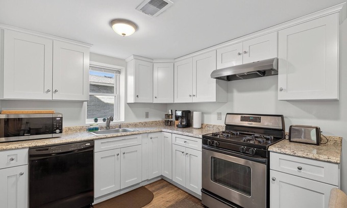 Middletown Casa | Newly Renovated Historic Middletown Home 15 min to Harris-Hershey!