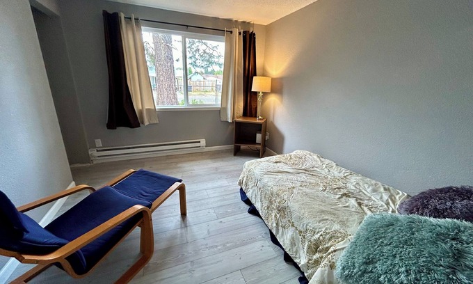 Parkland Casa | Newly-renovated home has great proximity to schools, hospitals, military bases