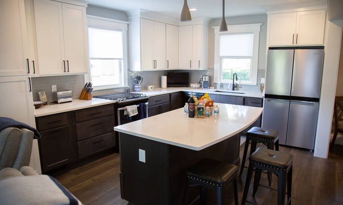 Northeast South Bend Casa | Newly renovated home walking distance to Notre Dame