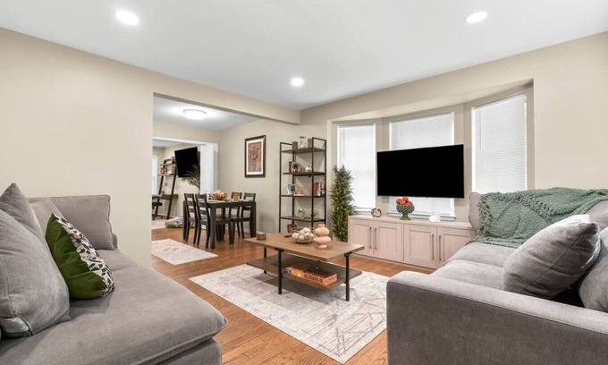 Dearborn Casa | Newly Renovated in Historic Neighborhood Near DTW