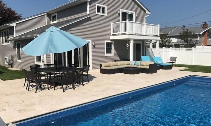 Lido Beach Casa | Newly Renovated Lido Beach Home w/Pool Close 2 NYC