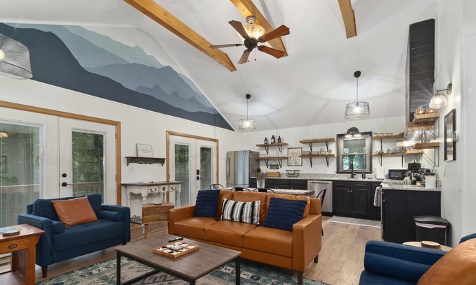 Sylva Casa | Newly Renovated Mountain House Retreat w/ Hot Tub And Huge Private Deck