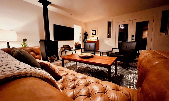 Croft Cabina | Newly renovated Nordic inspired cabin a short drive from Kirkwood.