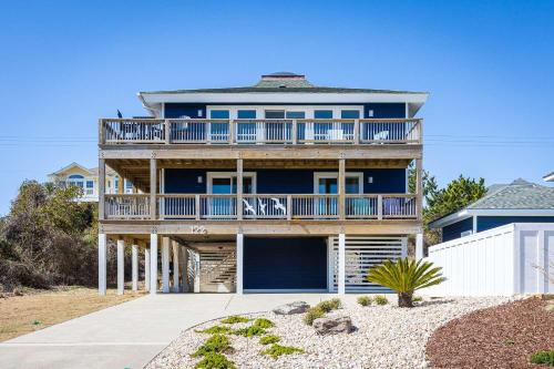 Carolina Dunes Casa | Newly Renovated Semi-Oceanfront Duck Home With Pool