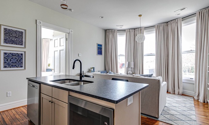 Church Hill Apartamento | Suite llena de sol con vista dulce al horizonte