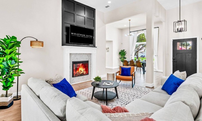 Rockwall Casa | Newly Renovated, Spacious & Modern | THE