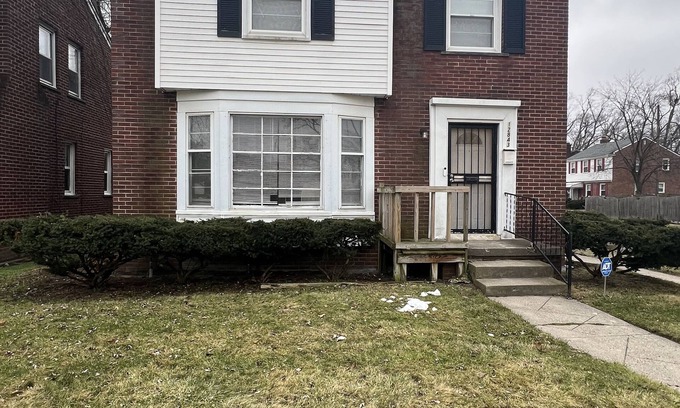 Detroit Casa | Newly renovated spacious home on Northwest side of Detroit. Quiet neighborhood