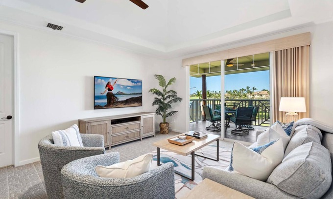 Waikoloa Villa | Newly Renovated Top Floor Luxury Waikoloa Beach Villa F32, Fairway Views!!