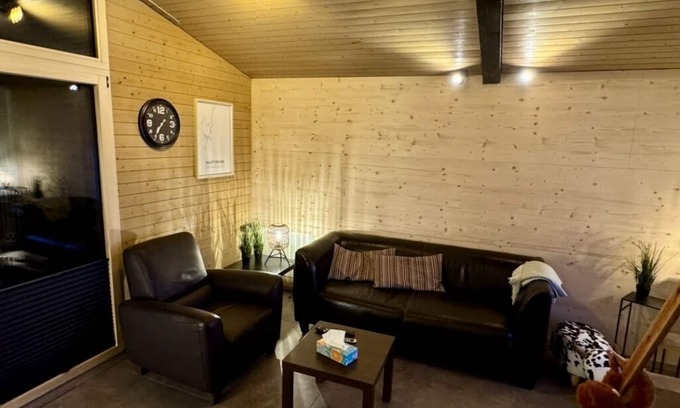 Alpthal Apartamento | Newly renovated vacation apartment in alpine chic style directly on the Grossen Mythen