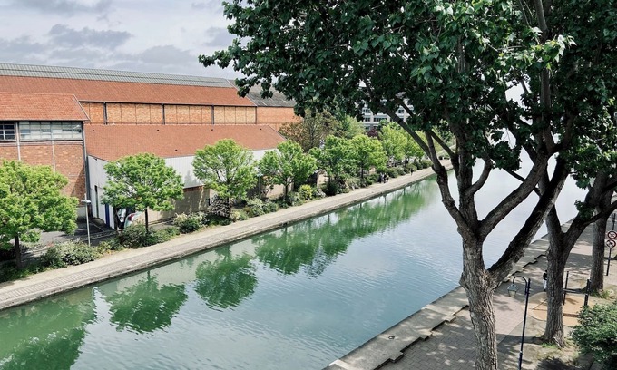 Pantin Apartamento | Newly renovated, vintage, design and cosy apartment with canal view and parking space