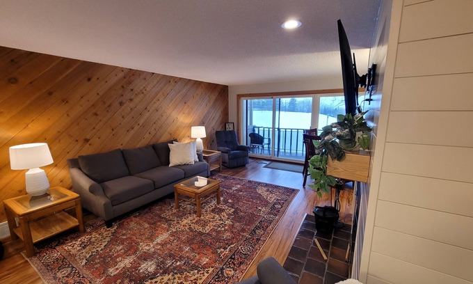 Bellaire Condominio | Newly Updated 2-bedroom condo in Bellaire - Shanty Creek. Perfect Get-Away!