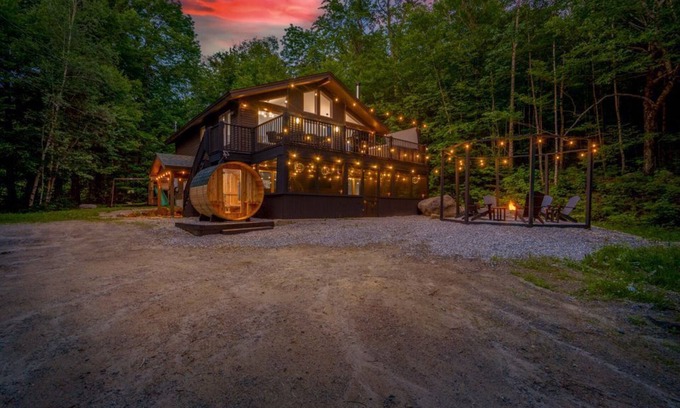 Sunday River Area Chalet De Esquí | Newly Updated Chalet- 5 min to Sunday River-Hottub