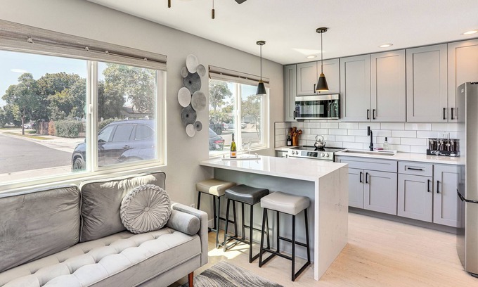 Northwest Anaheim Casa | Newly Updated! Commuter-Friendly Anaheim Home