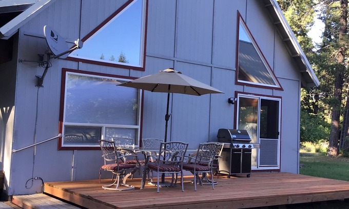 Easton Cabina | Newly updated tranquil Country Cabin.