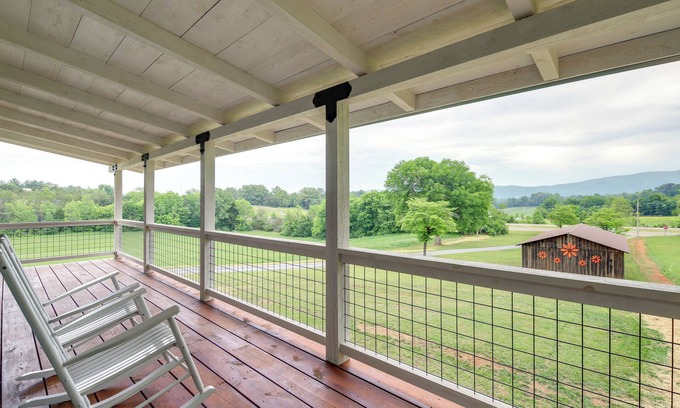 Newport Casa | Newport Retreat: 12 Mi to Great Smoky Mountains!